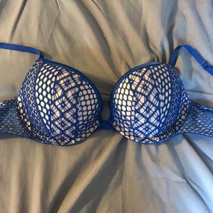 NWOT VS push-up bra
